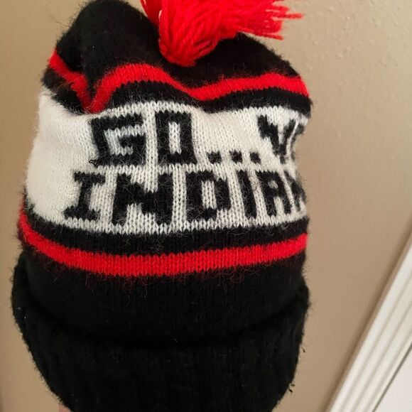Go VC Indians Vintage Knit Adult Hat - Picture 3 of 15